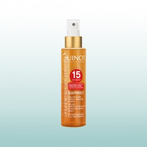 水潤防曬噴霧 spf 15 002